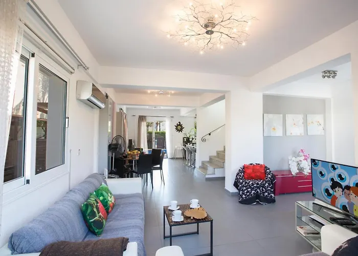 Papantonia * Protaras